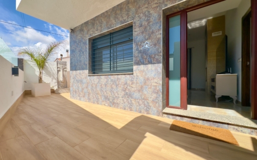 Villa in Pilar de la Horadada – EE11604