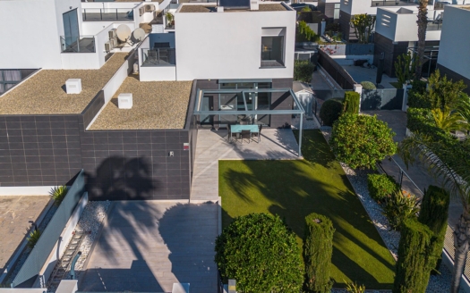 Villa in La Finca Golf, Algorfa – EE11543