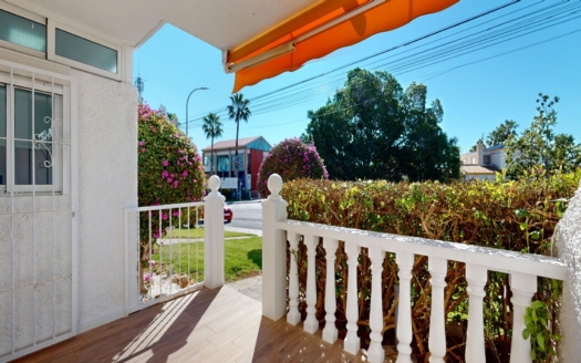 Bungalow in Orihuela Costa – EE11689