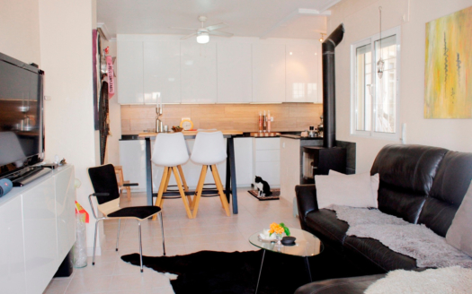 Dom czteroosobowy w Villamartin – EE11388