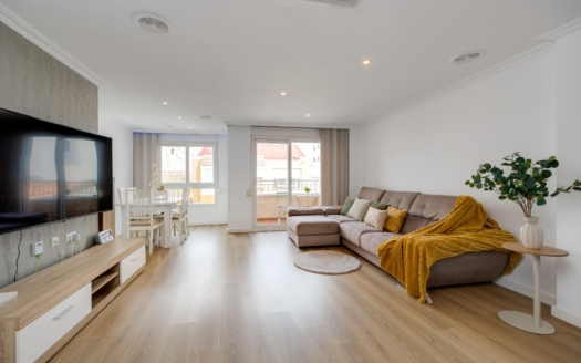 Apartamento en Torrevieja – EE11149