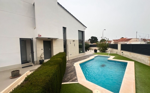 Villa i Santiago de la Ribera – EE11600