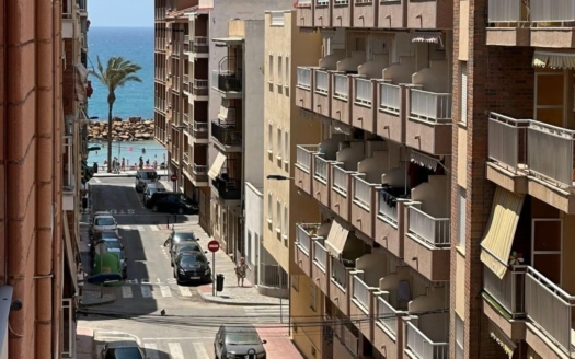 Apartment in Torrevieja – EE10220