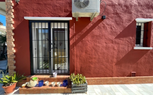 Kamienica w Torre de La Horadada – EE11420