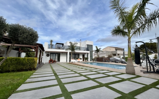 Villa i Los Balcones – EE11478