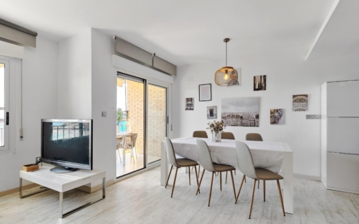 Apartament w Torrevieja – EE11670