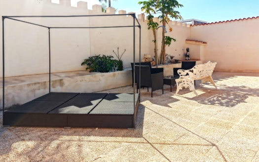 Villa in Torrevieja – EE11765