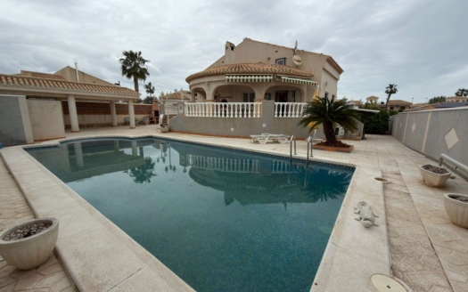 Villa i Playa Flamenca – EE11787