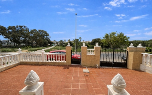 Town House in Cabo Roig – EE11495