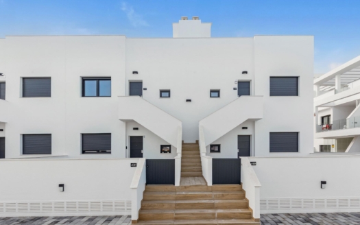 Bungalow w Torrevieja – EE11215