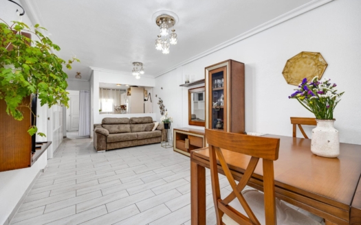 Dom w Torrevieja – EE11673