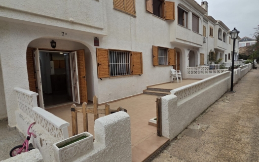 Town House in Orihuela Costa – EE11764