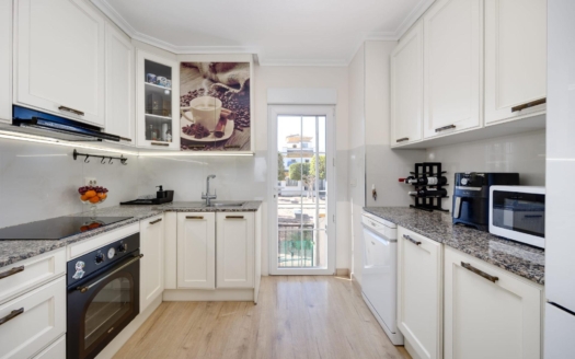 Radhus i Torrevieja – EE11544