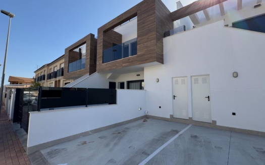 Bungalow w San Pedro del Pinatar – EE11516