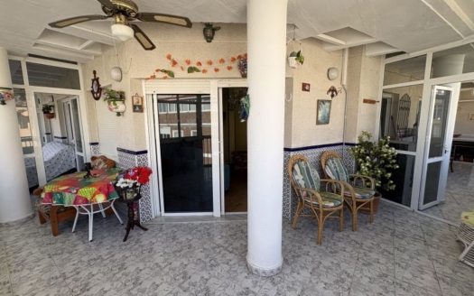 Apartament w Torrevieja – EE11165