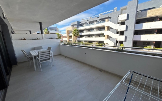 Apartament w Playa Flamenca – EE10896