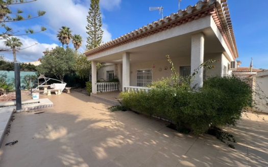 Villa à Playa Flamenca – EE11636