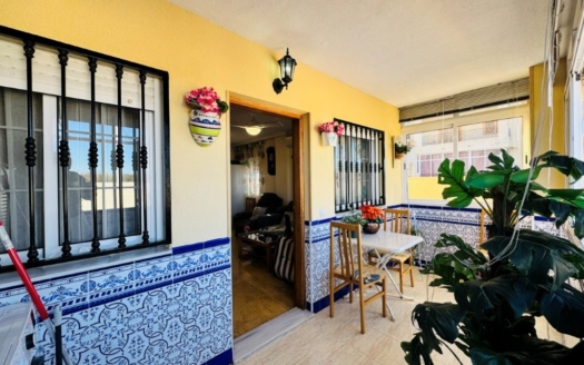 Apartamento en La Mata – EE11415