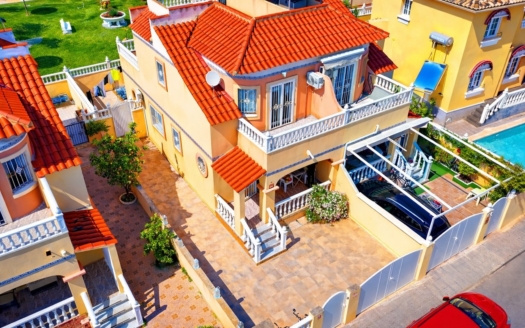 Town House in Cabo Roig – EE11699