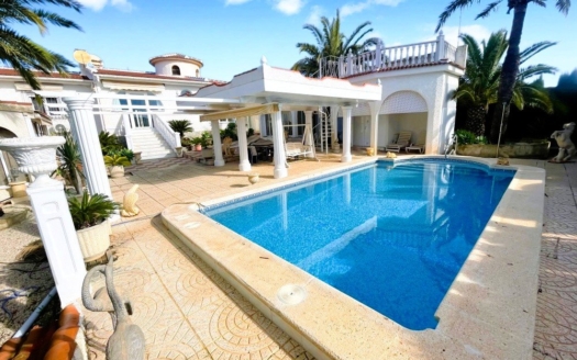 Chalet en Ciudad Quesada – EE11498