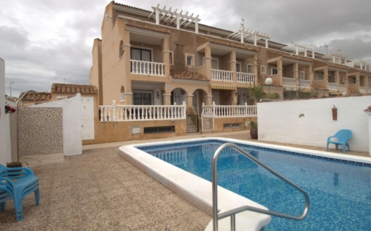 Radhus i Orihuela Costa – EE11606