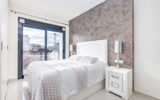 Apartment in Torre de La Horadada – EE11602