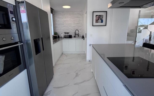 Villa à Villamartin – EE11635