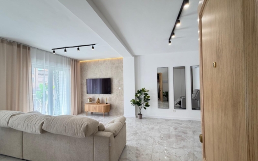 Penthouse w Torrevieja – EE11743