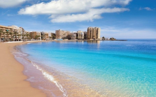 Leilighet i Torrevieja – EE11410