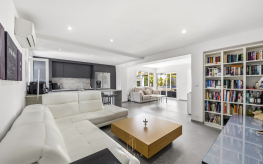 Willa w Los Balcones, Torrevieja – EE11909