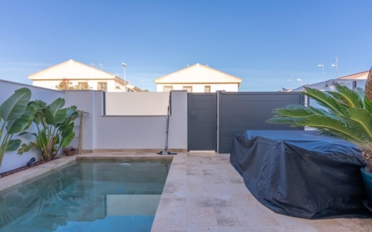 Bungalow in San Pedro del Pinatar – EE11841