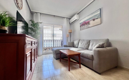 Apartament w Torrevieja – EE11715