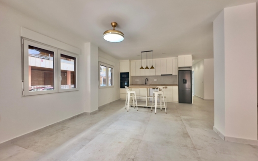 Apartment in Torrevieja – EE12033