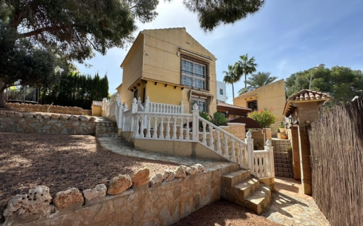 Villa à Torrevieja – EE12009