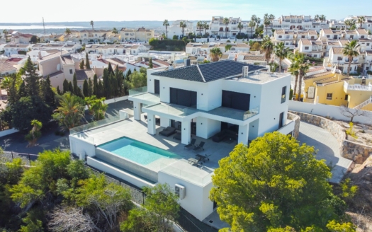 Villa à Ciudad Quesada – EE11881