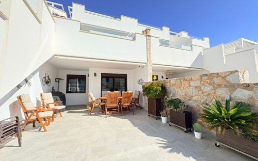 Bungalow in Torre de La Horadada – EE11996