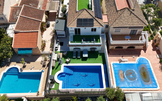 Villa in Los Balcones – EE11972