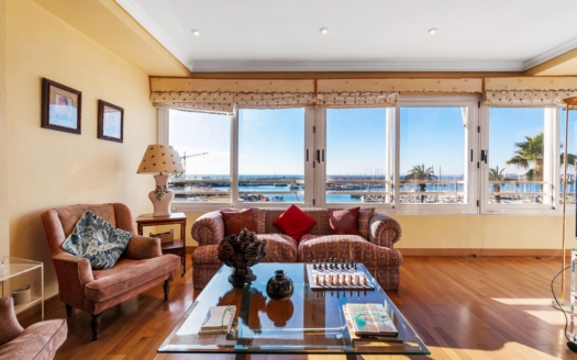 Lägenhet i Torrevieja – EE11985