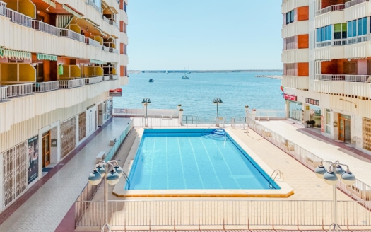 Apartment in Torrevieja – EE11981