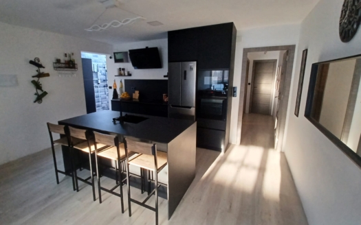 Apartment in Torre de La Horadada – EE11814