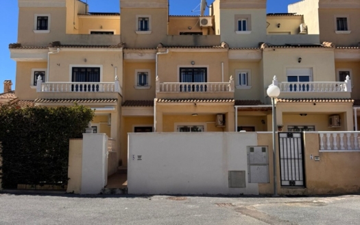 Rekkehus i Campoamor – EE11866