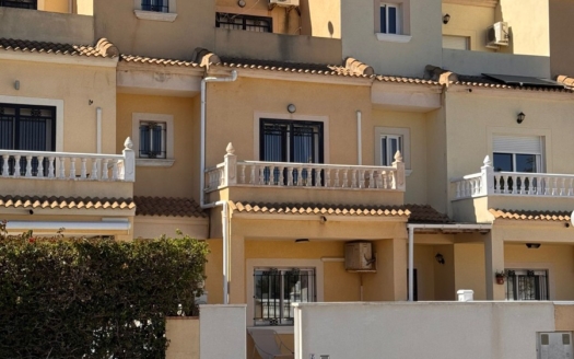 Rekkehus i Campoamor – EE11866