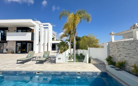 Villa in Orihuela Costa – EE11801