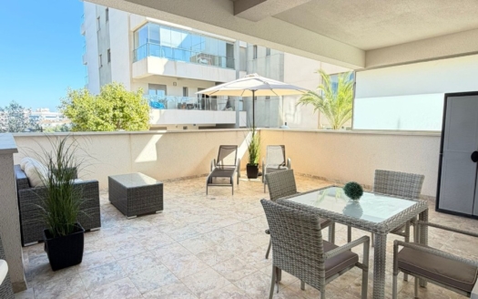 Apartamento en Orihuela Costa – EE11928