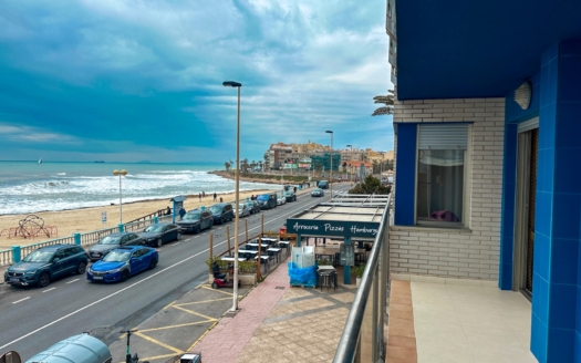Apartment in Torrevieja – EE11797
