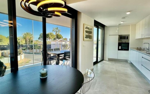 Apartment in Dehesa de Campoamor – EE12017