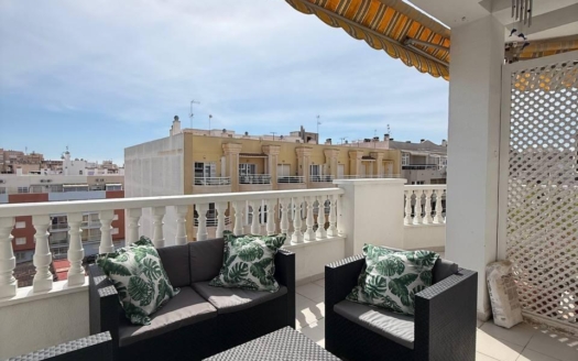 Penthouse in Torrevieja – EE11825