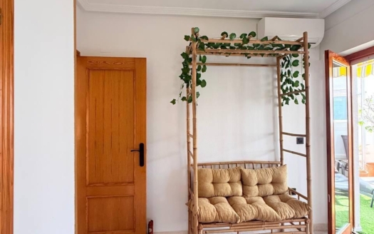 Penthouse in Torrevieja – EE11825