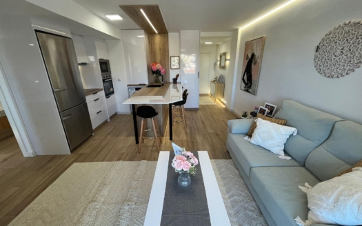 Appartement à Torrevieja – EE11886