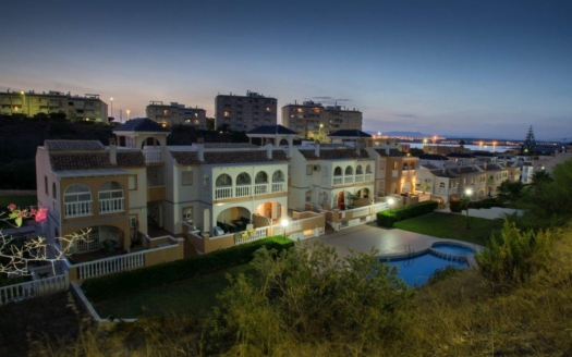 Apartment in Torrevieja – EE12032